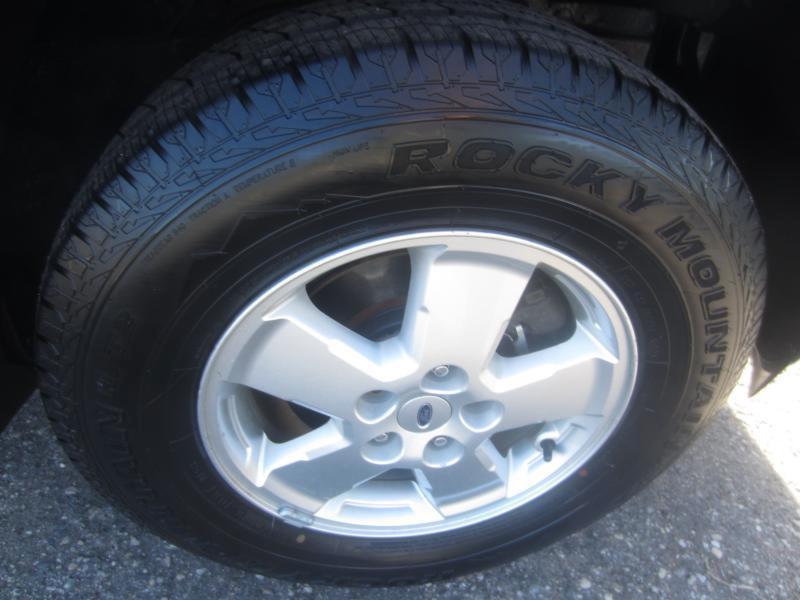Ford Escape XLT FWD 2012