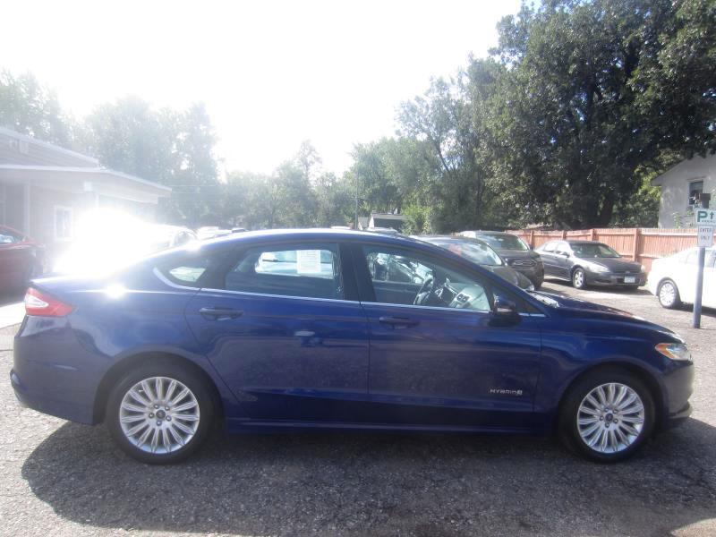 Ford Fusion Hybrid SE 2014