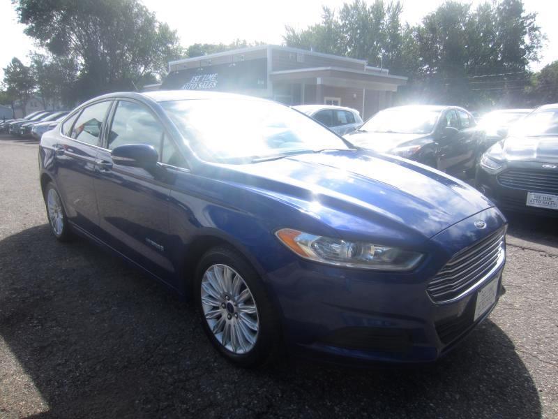 Ford Fusion Hybrid SE 2014