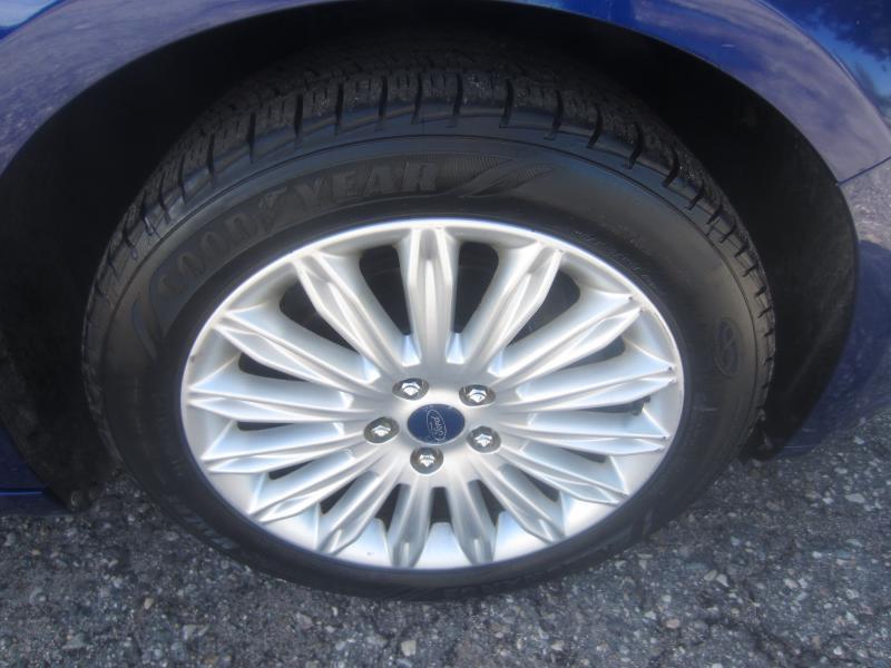 Ford Fusion Hybrid SE 2014