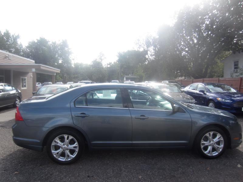 Ford Fusion SE 2012