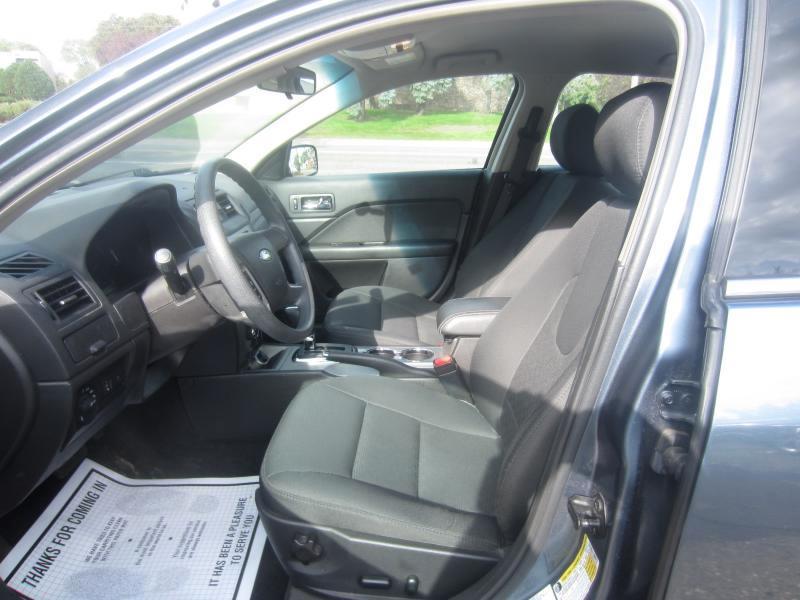 Ford Fusion SE 2012