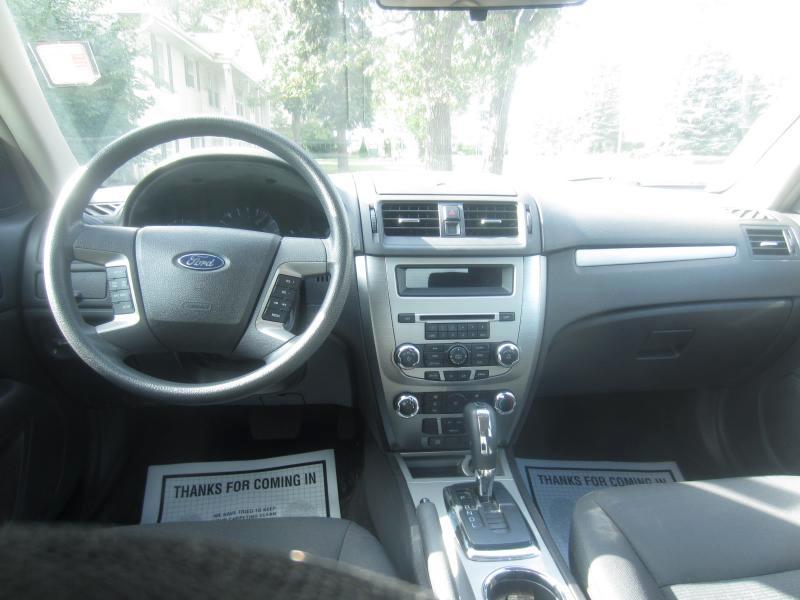 Ford Fusion SE 2012