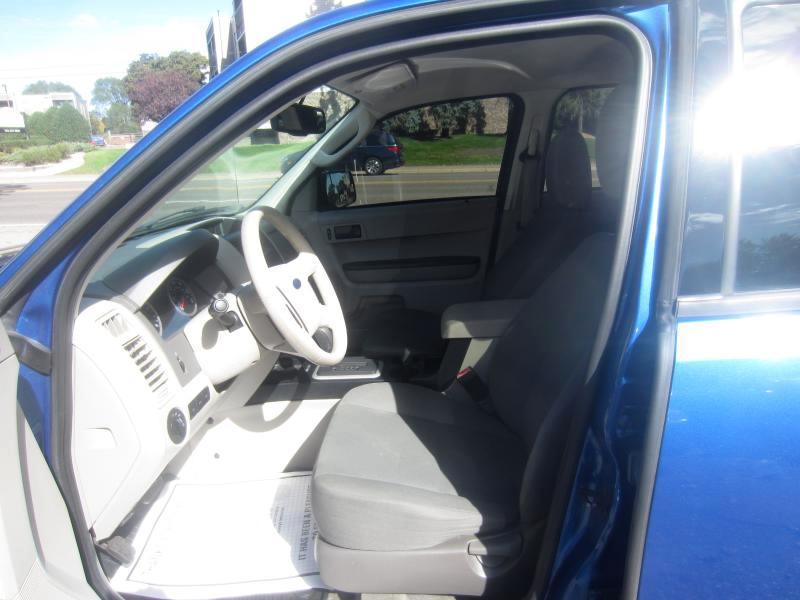 Ford Escape XLS FWD 2012