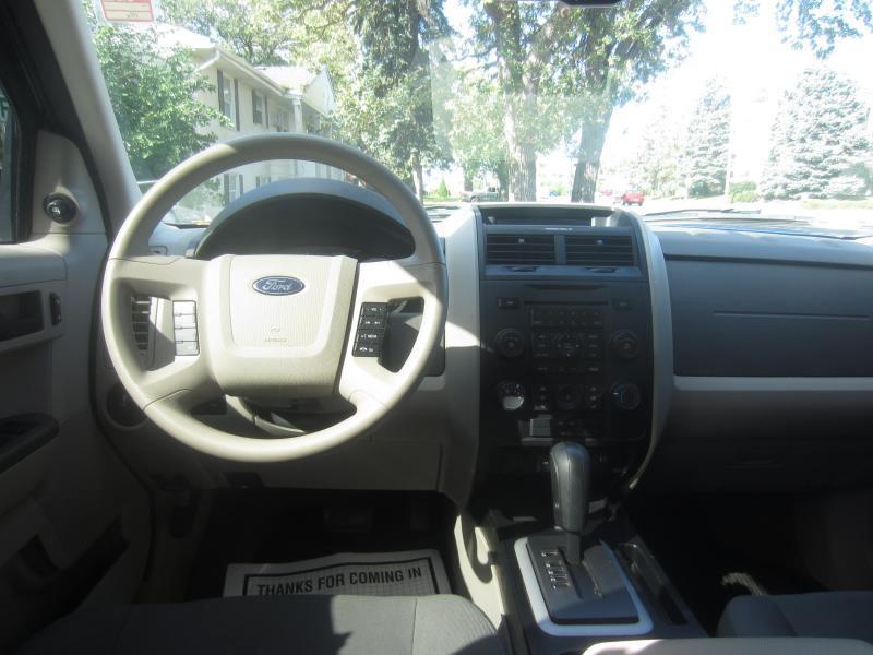 Ford Escape XLS FWD 2012