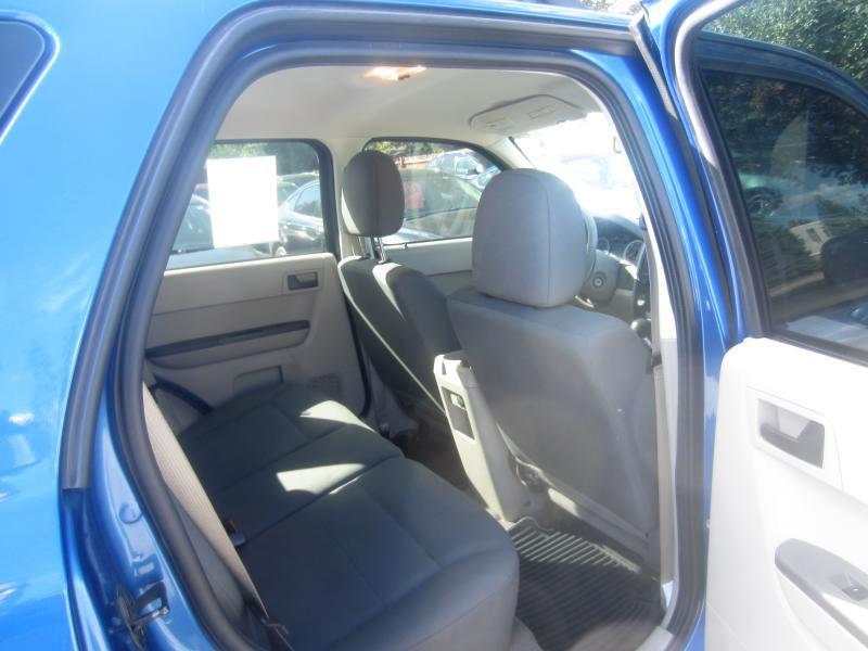 Ford Escape XLS FWD 2012
