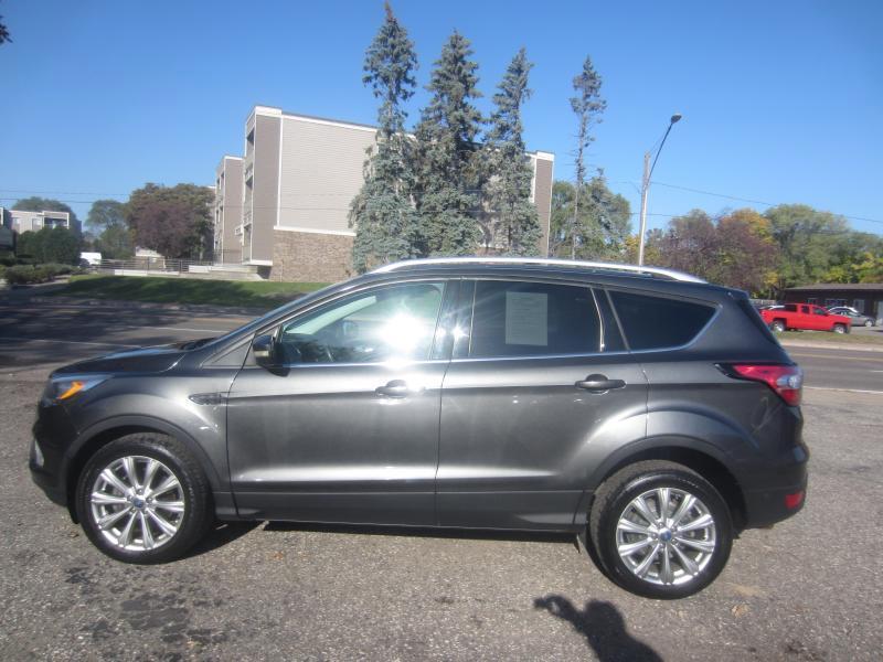 Ford Escape Titanium 4WD 2018