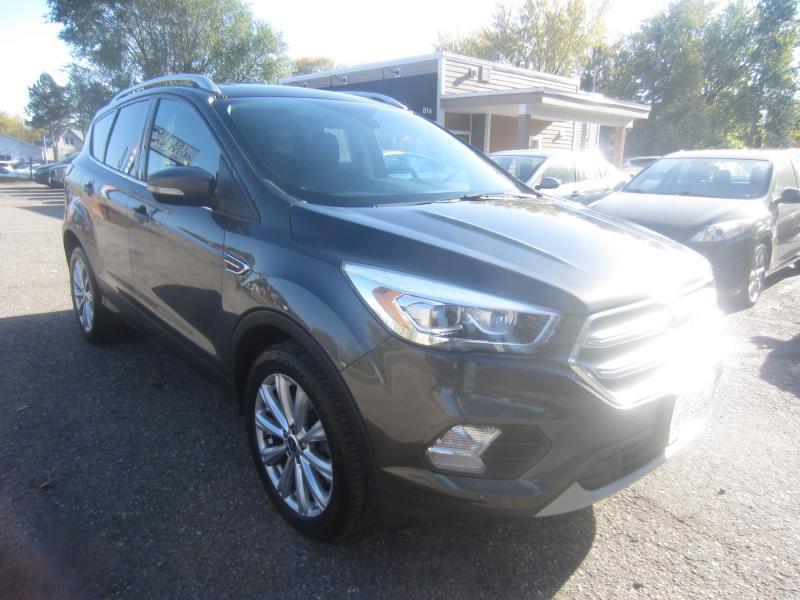 Ford Escape Titanium 4WD 2018