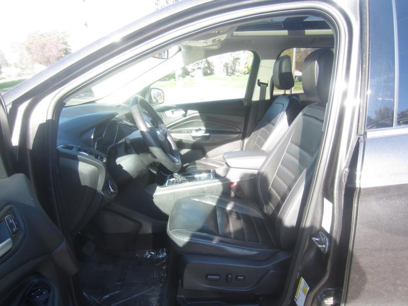 Ford Escape Titanium 4WD 2018