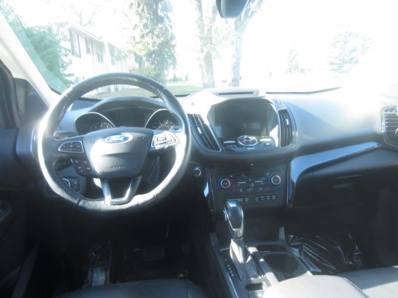 Ford Escape Titanium 4WD 2018