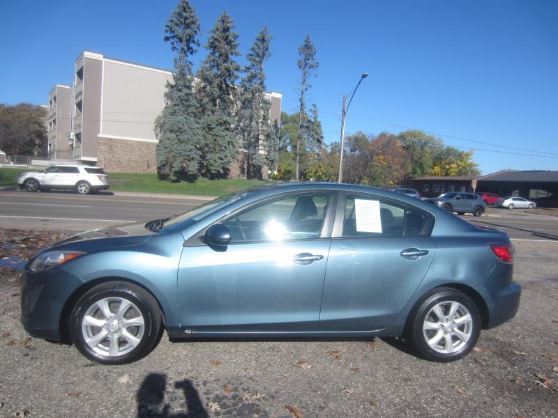Mazda MAZDA3 i Touring 4-door 2011
