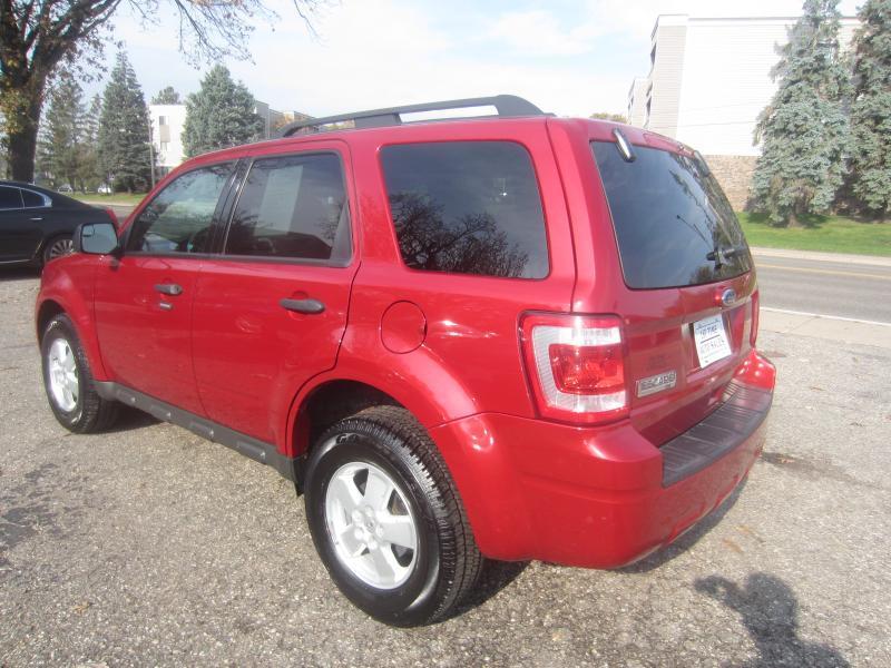 Ford Escape XLT FWD 2010
