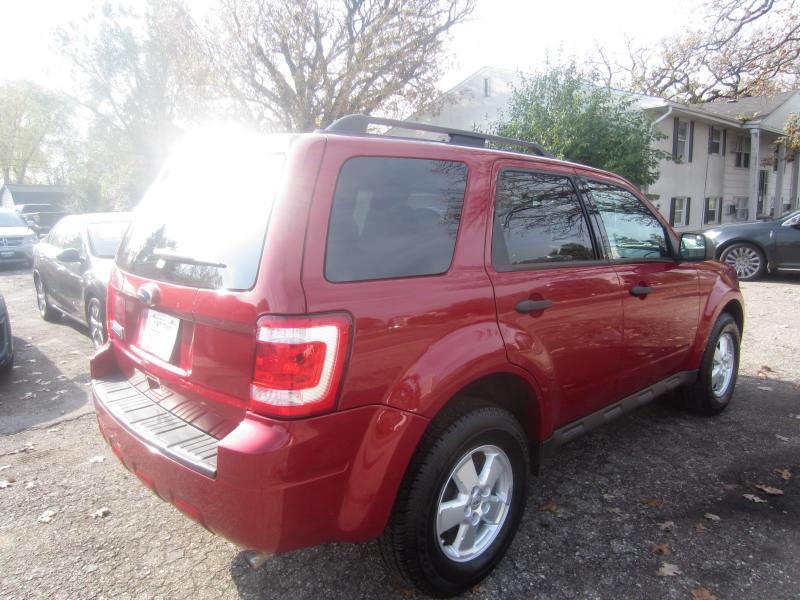 Ford Escape XLT FWD 2010