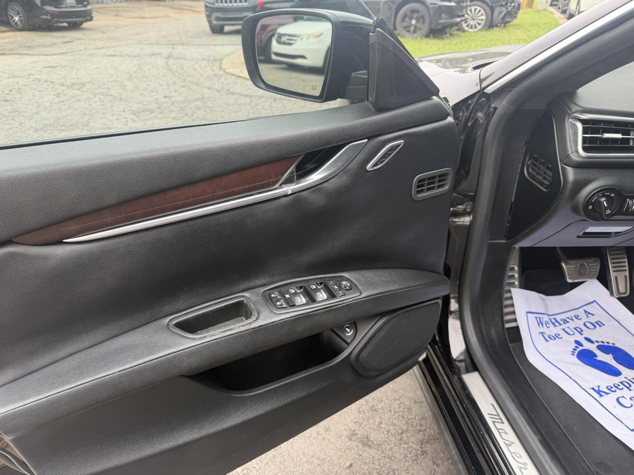 Maserati Ghibli photo 20