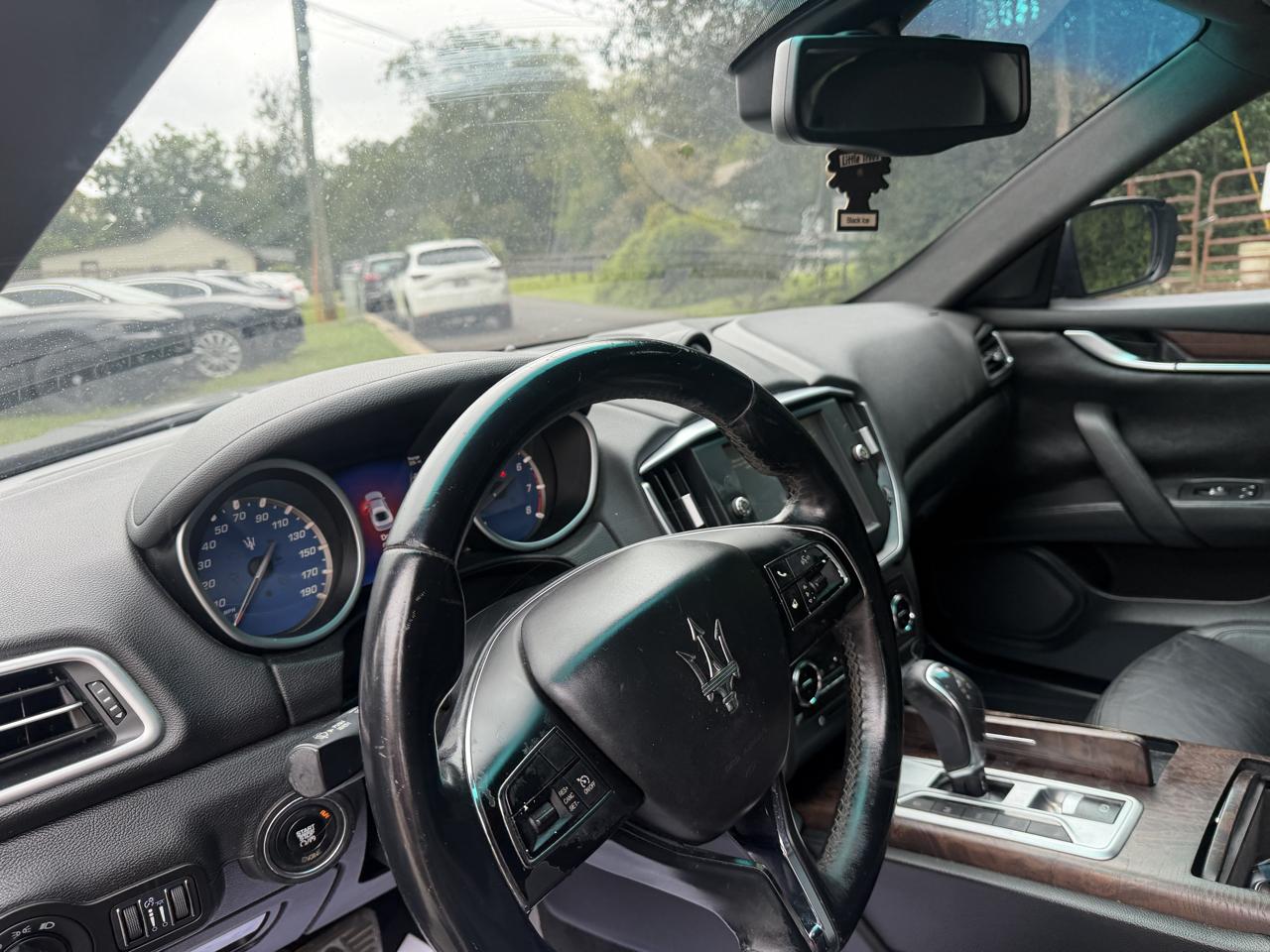 Maserati Ghibli photo 22