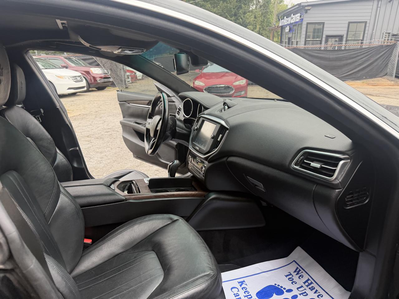 Maserati Ghibli photo 36
