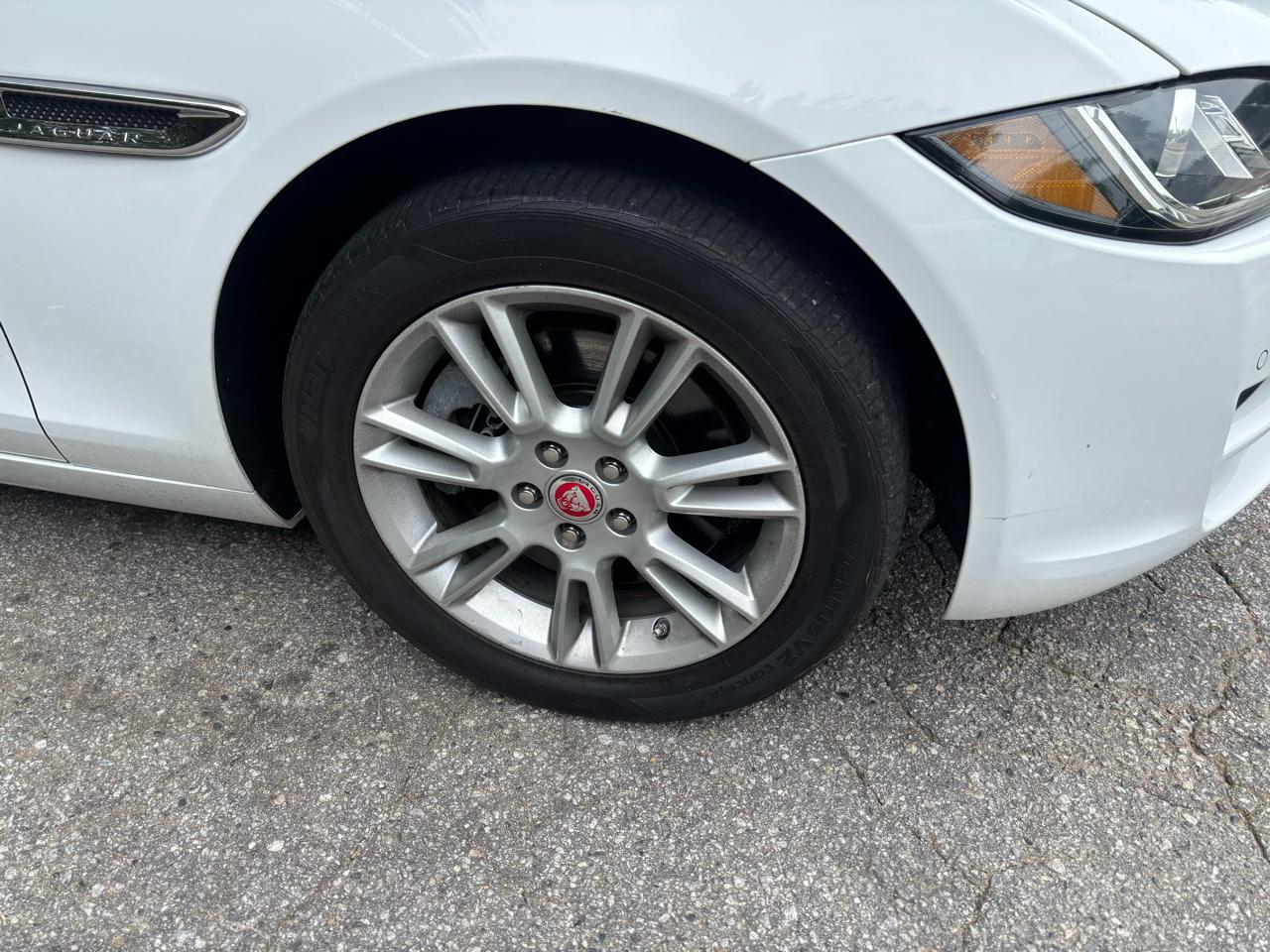 Jaguar XE 25t Premium AWD 2018