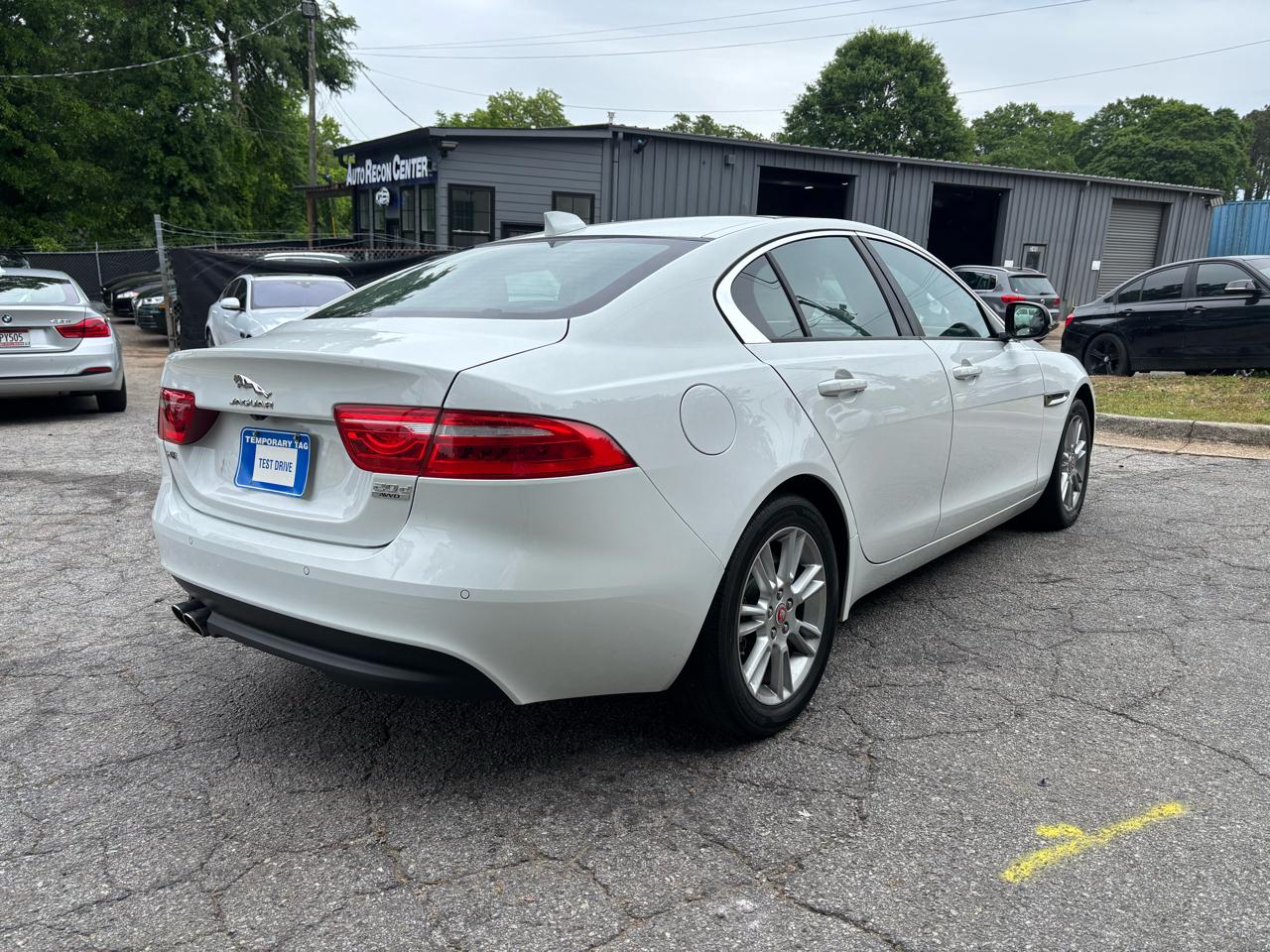 Jaguar XE 25t Premium AWD 2018
