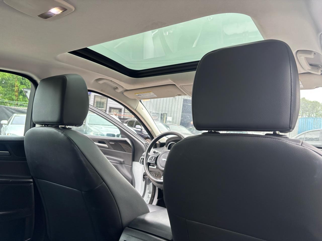 Jaguar XE 25t Premium AWD 2018