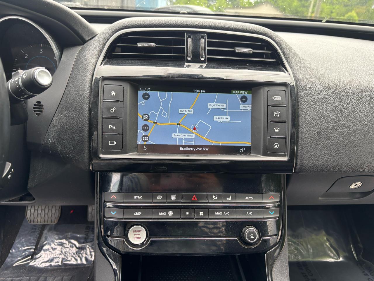 Jaguar XE 25t Premium AWD 2018