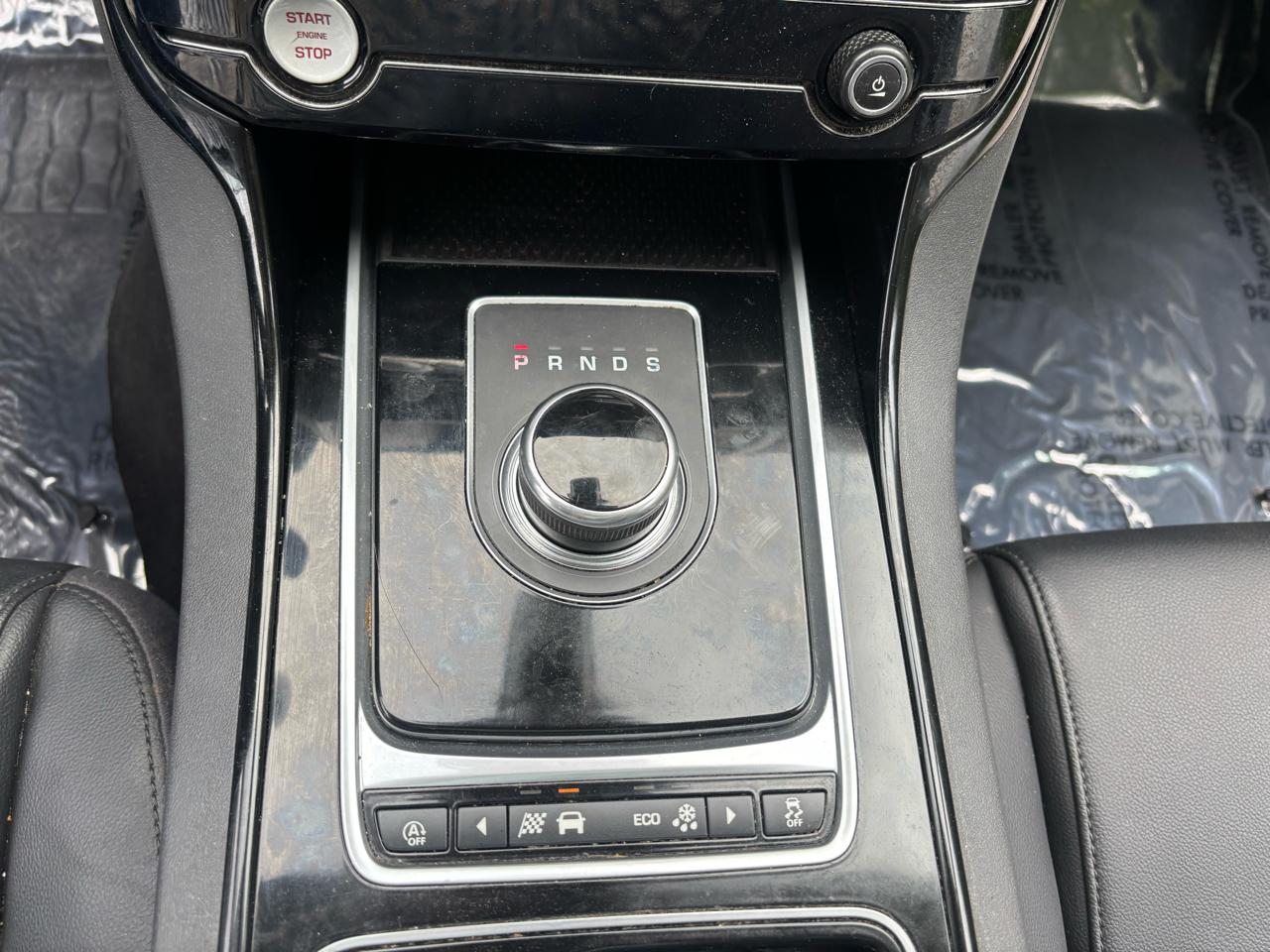 Jaguar XE 25t Premium AWD 2018