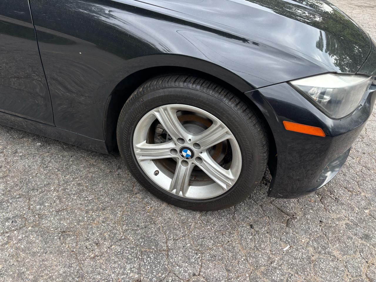 BMW 3-Series 320i Sedan 2015