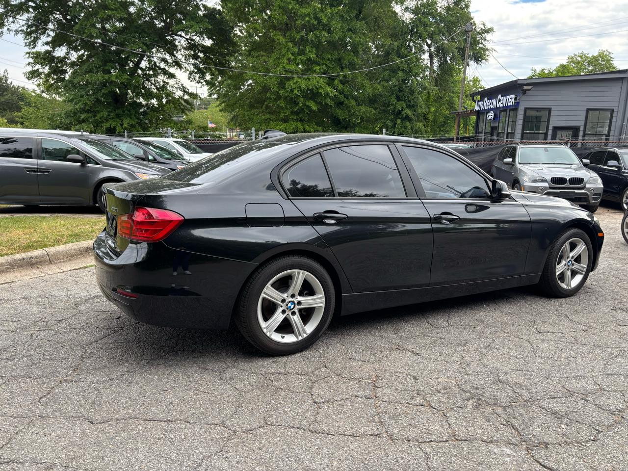 BMW 3-Series 320i Sedan 2015