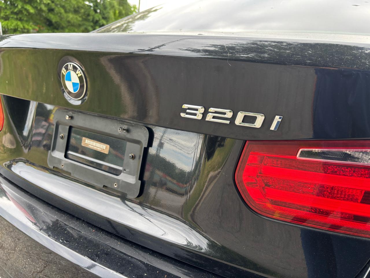 BMW 3-Series 320i Sedan 2015
