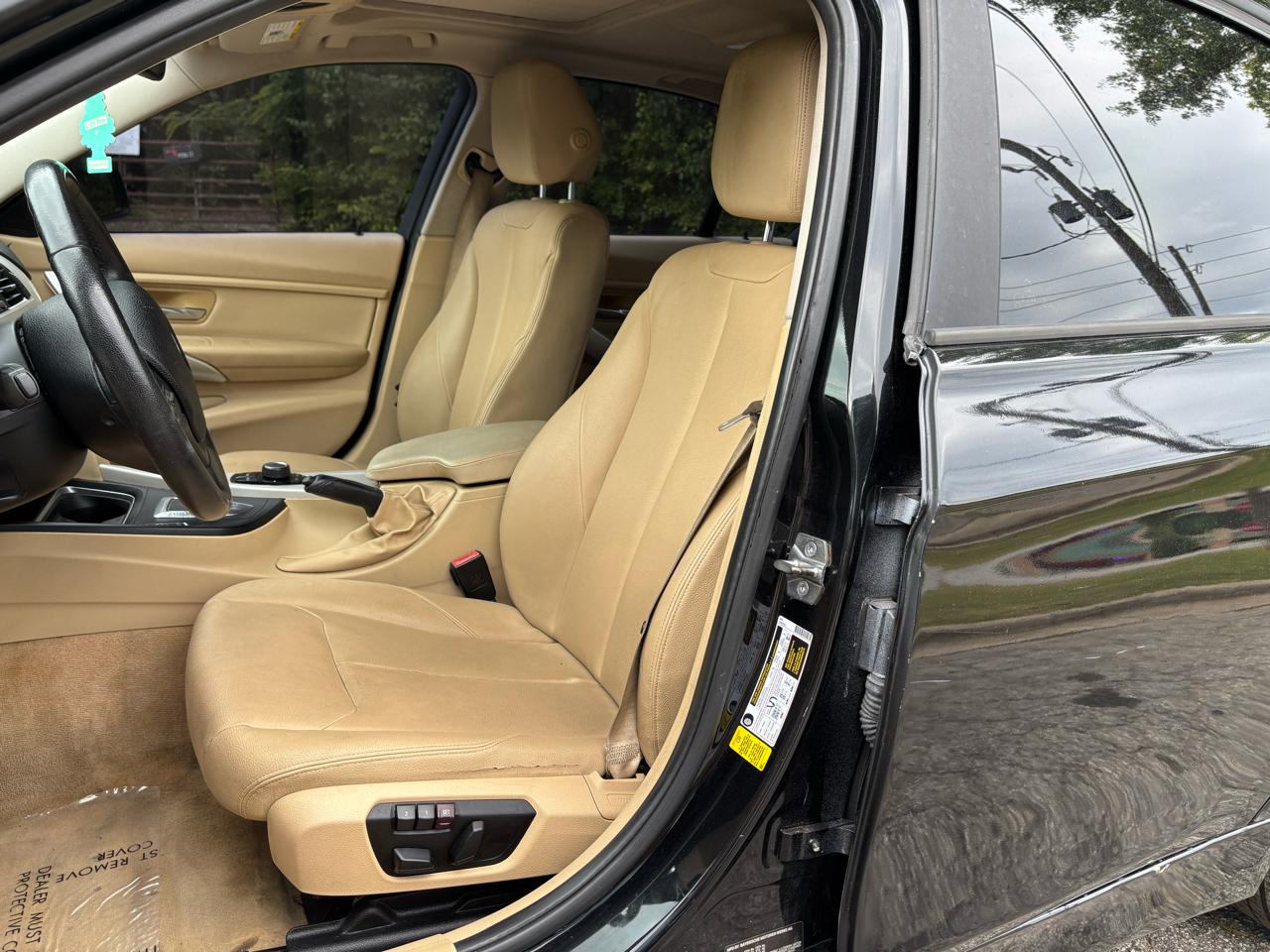 BMW 3-Series 320i Sedan 2015