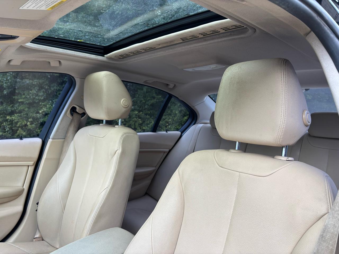 BMW 3-Series 320i Sedan 2015