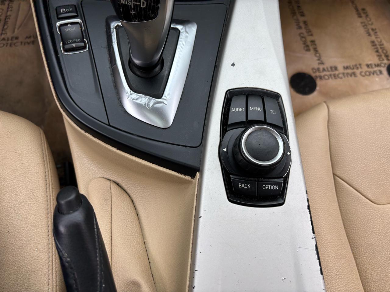 BMW 3-Series 320i Sedan 2015