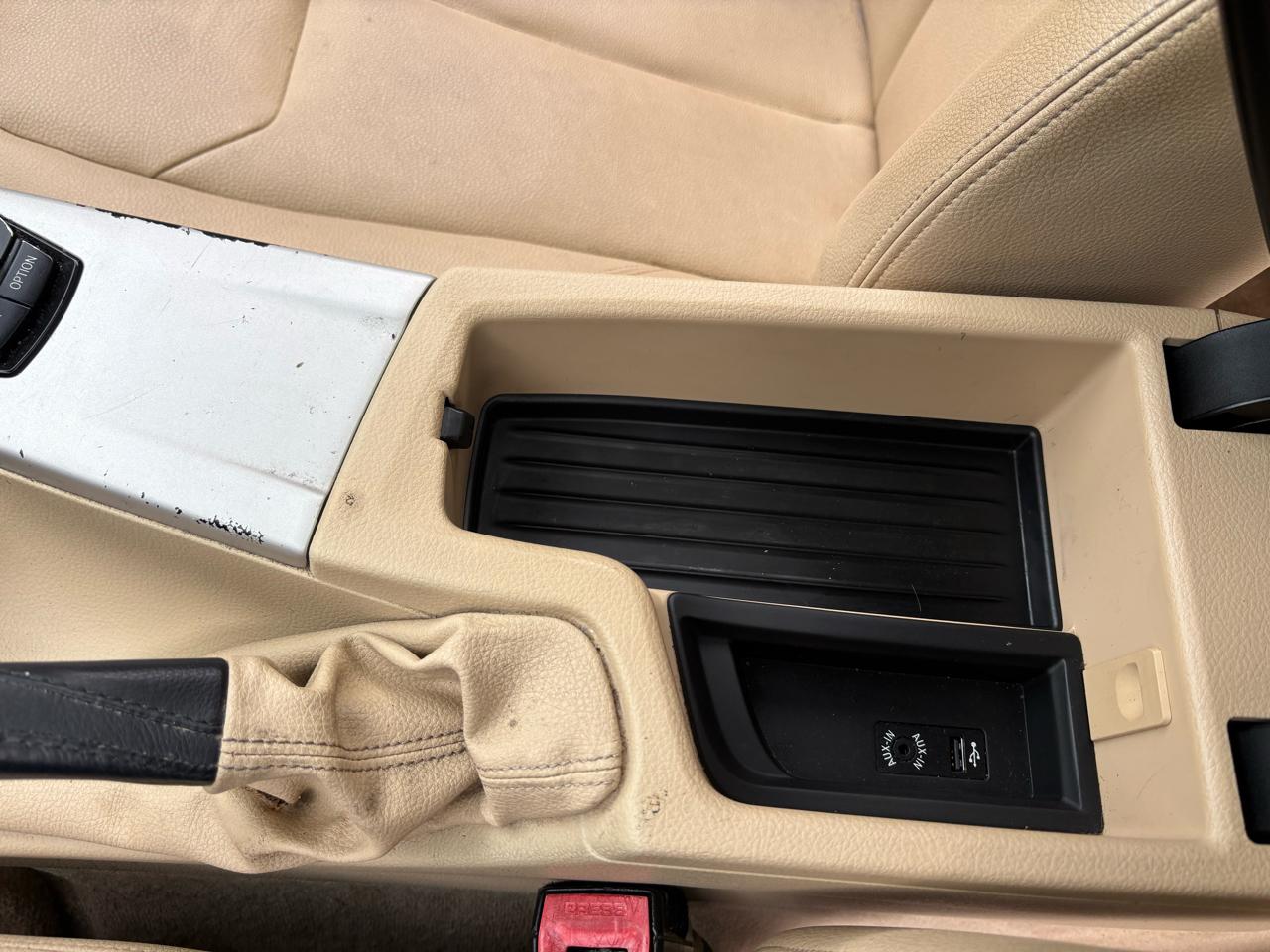 BMW 3-Series 320i Sedan 2015