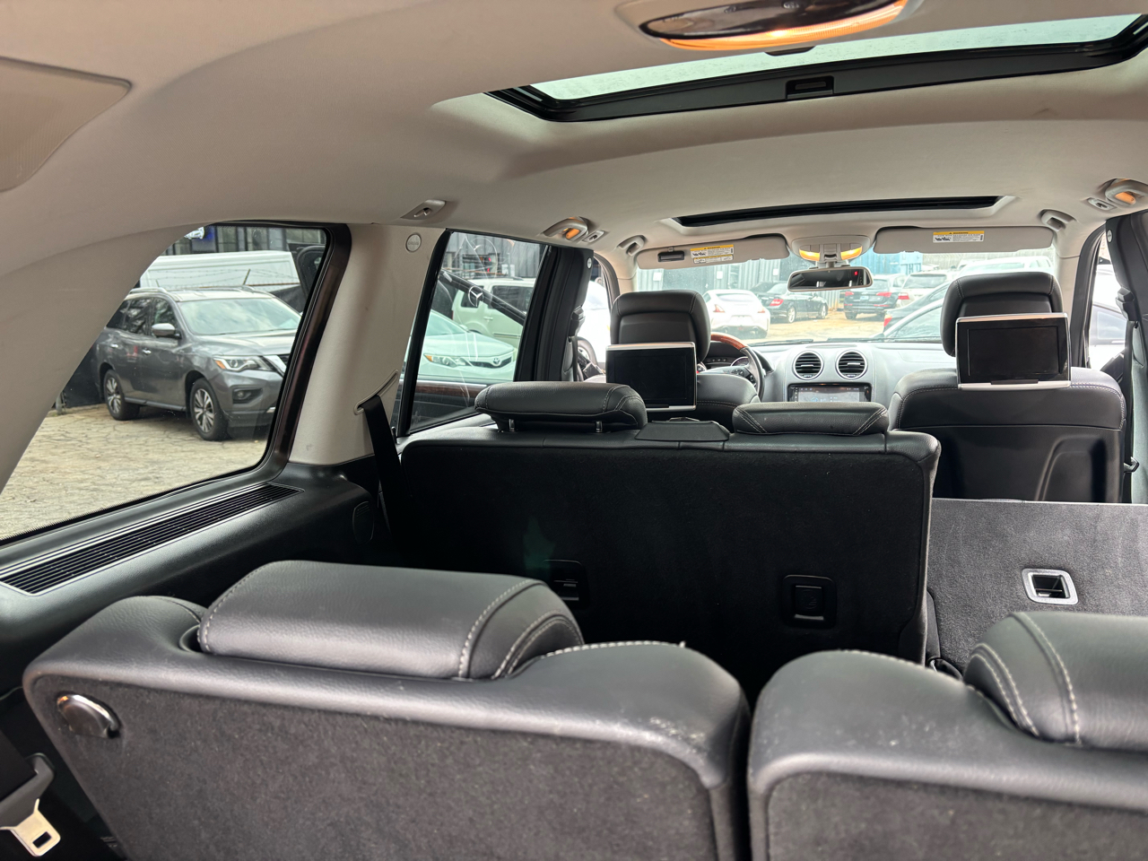 Mercedes-Benz GL-Class GL450 4MATIC 2011