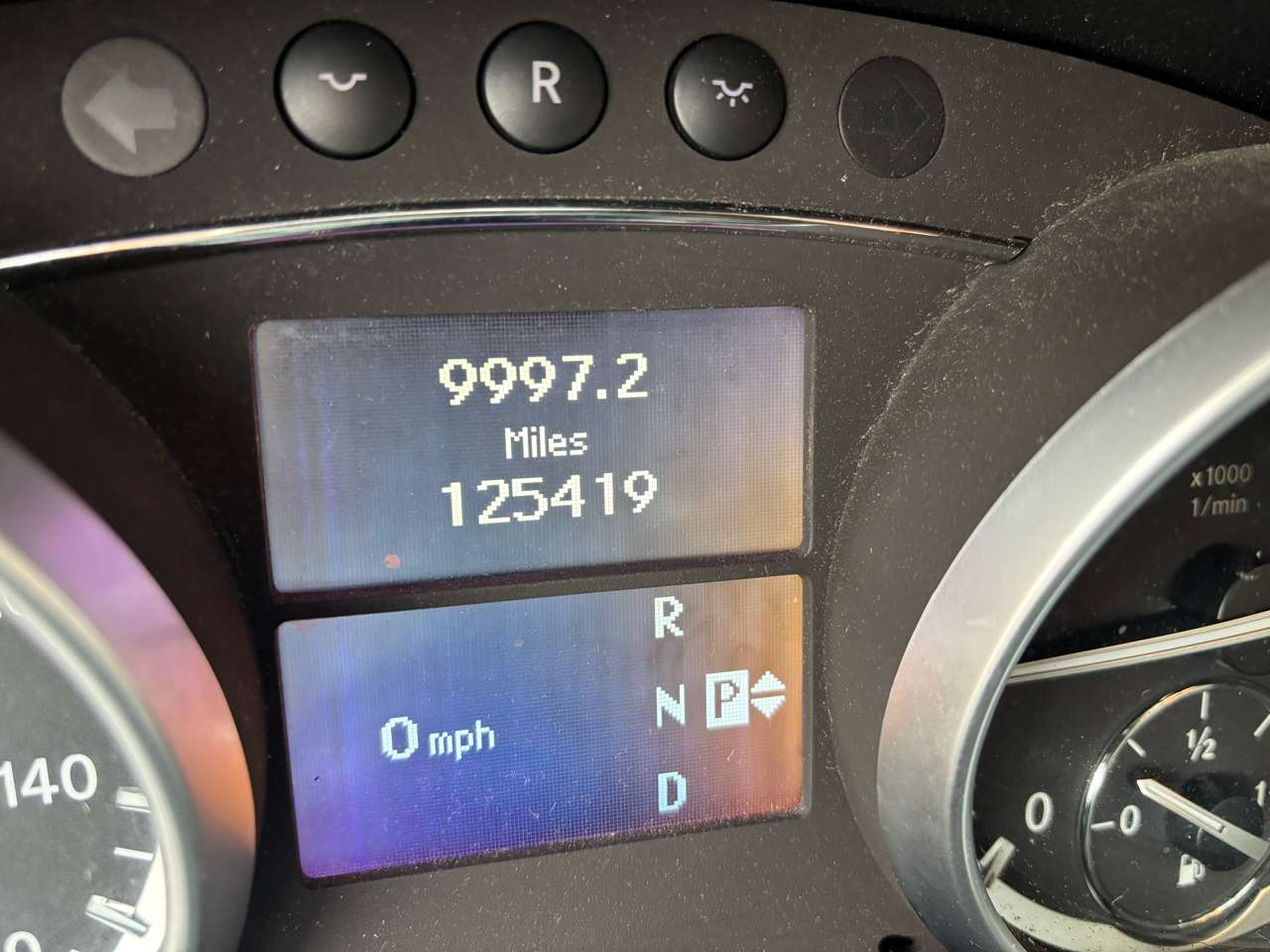 Mercedes-Benz GL-Class GL450 4MATIC 2011