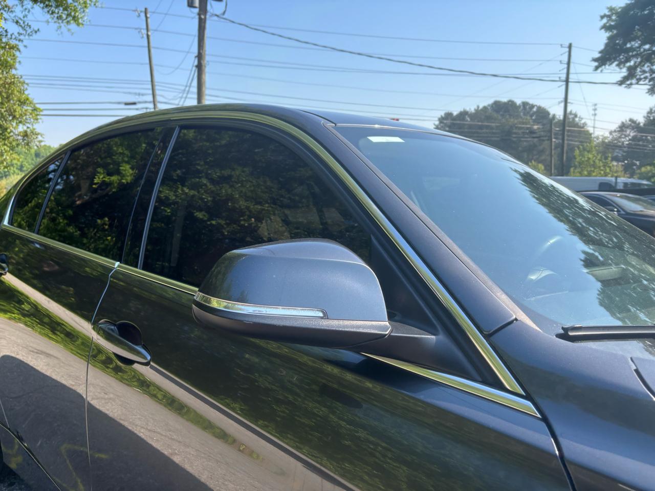 BMW 3-Series 328i Sedan 2012