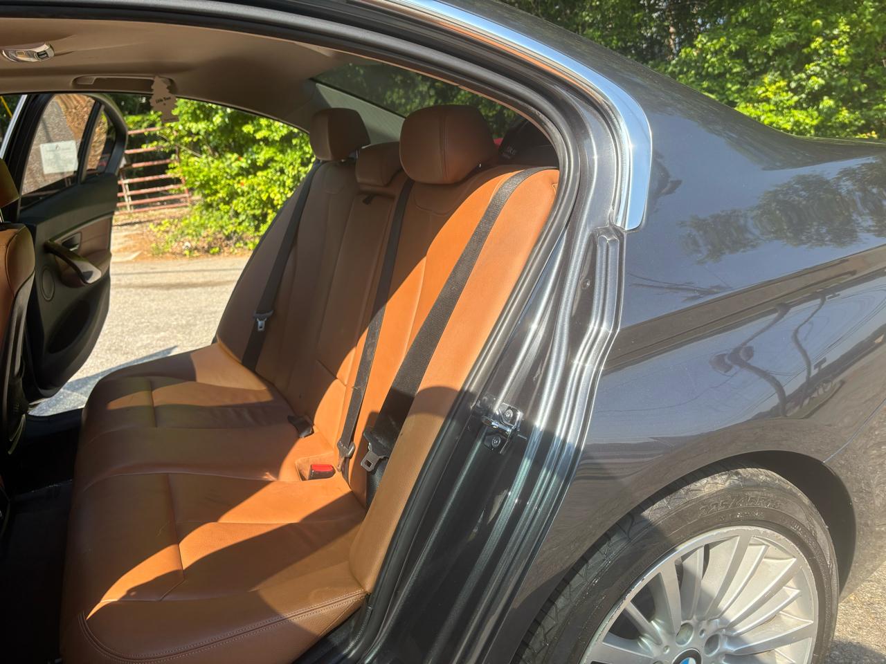 BMW 3-Series 328i Sedan 2012