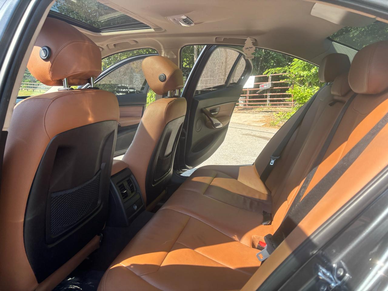 BMW 3-Series 328i Sedan 2012