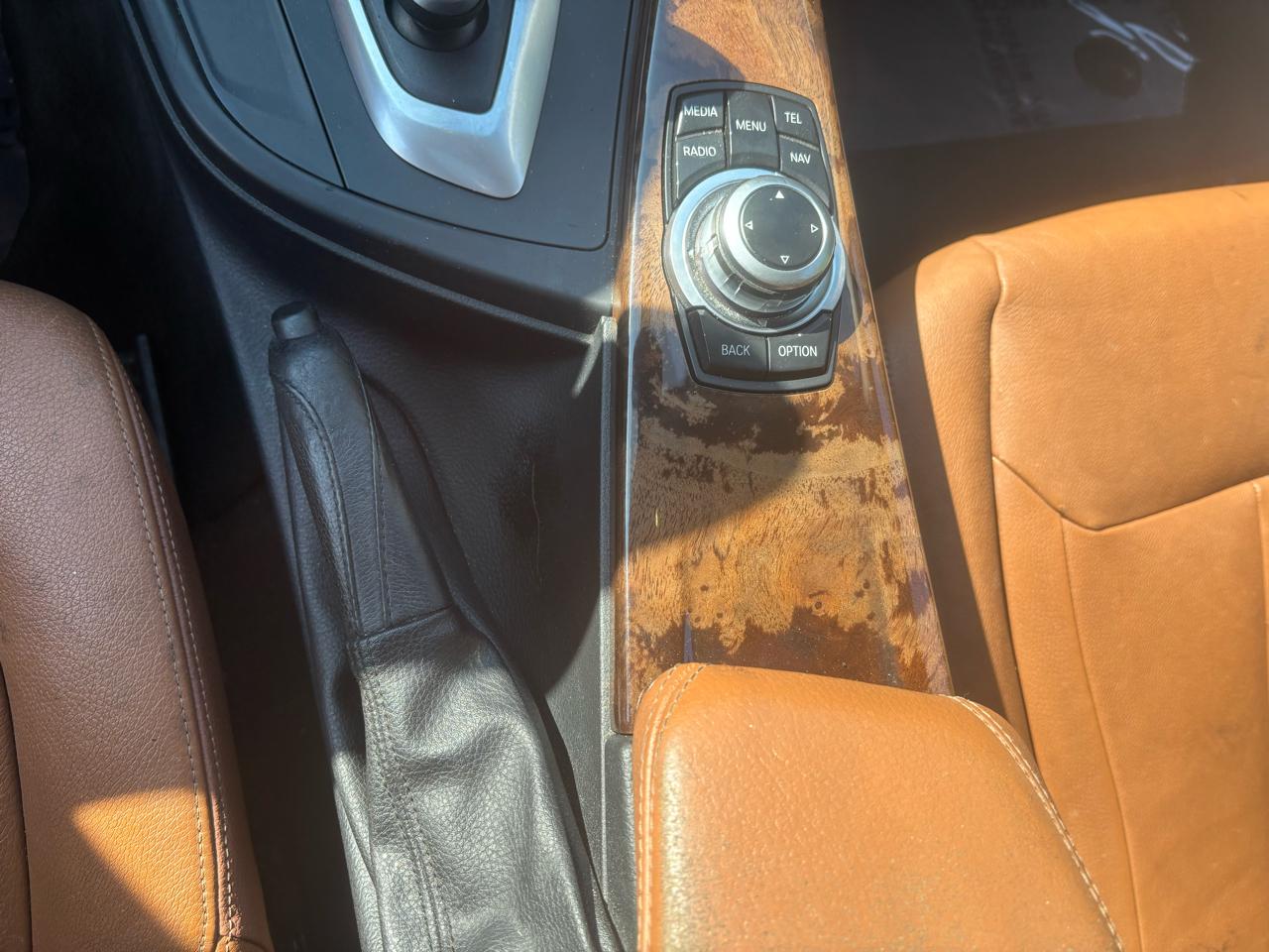 BMW 3-Series 328i Sedan 2012