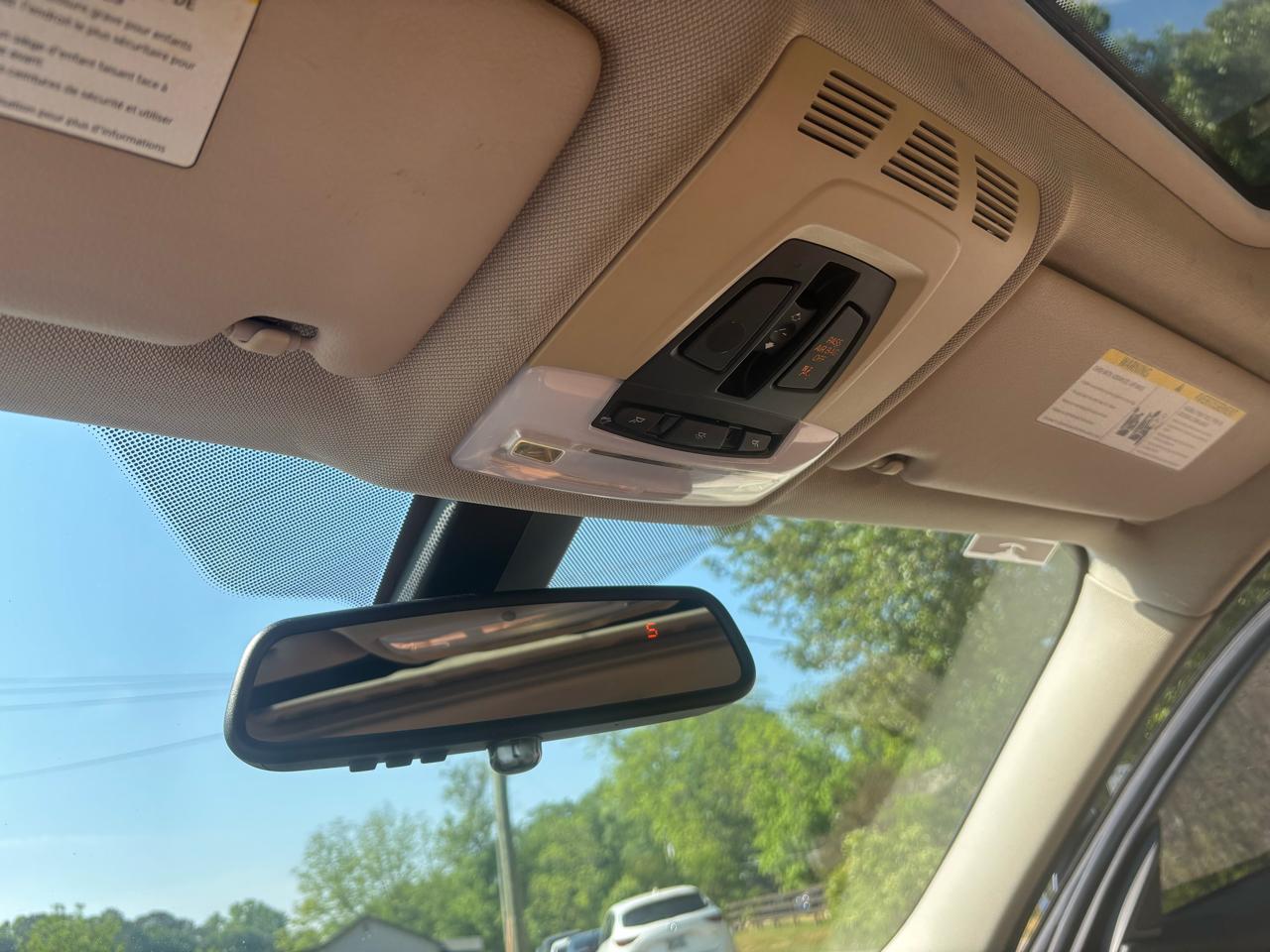 BMW 3-Series 328i Sedan 2012