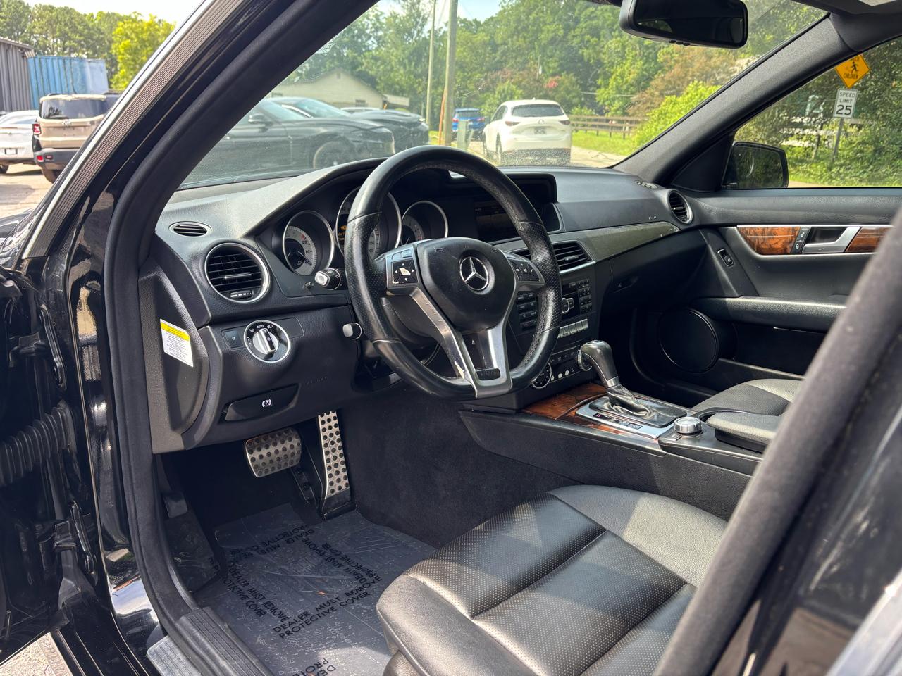 Mercedes-Benz C-Class C300 4MATIC Sport Sedan 2013