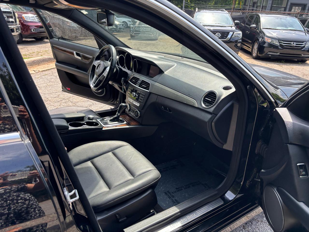 Mercedes-Benz C-Class C300 4MATIC Sport Sedan 2013