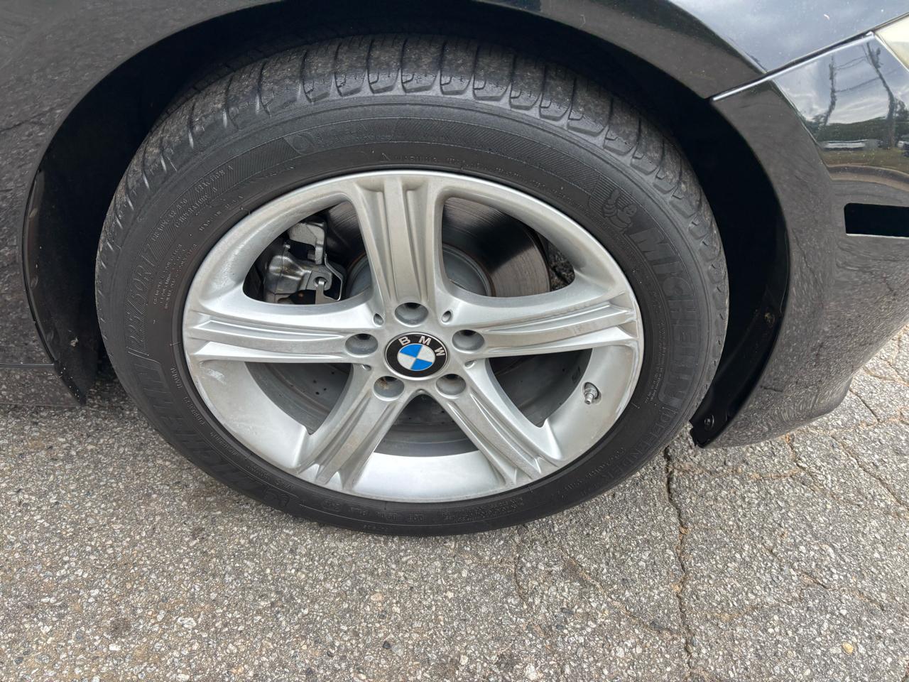 BMW 3-Series 320i Sedan 2014