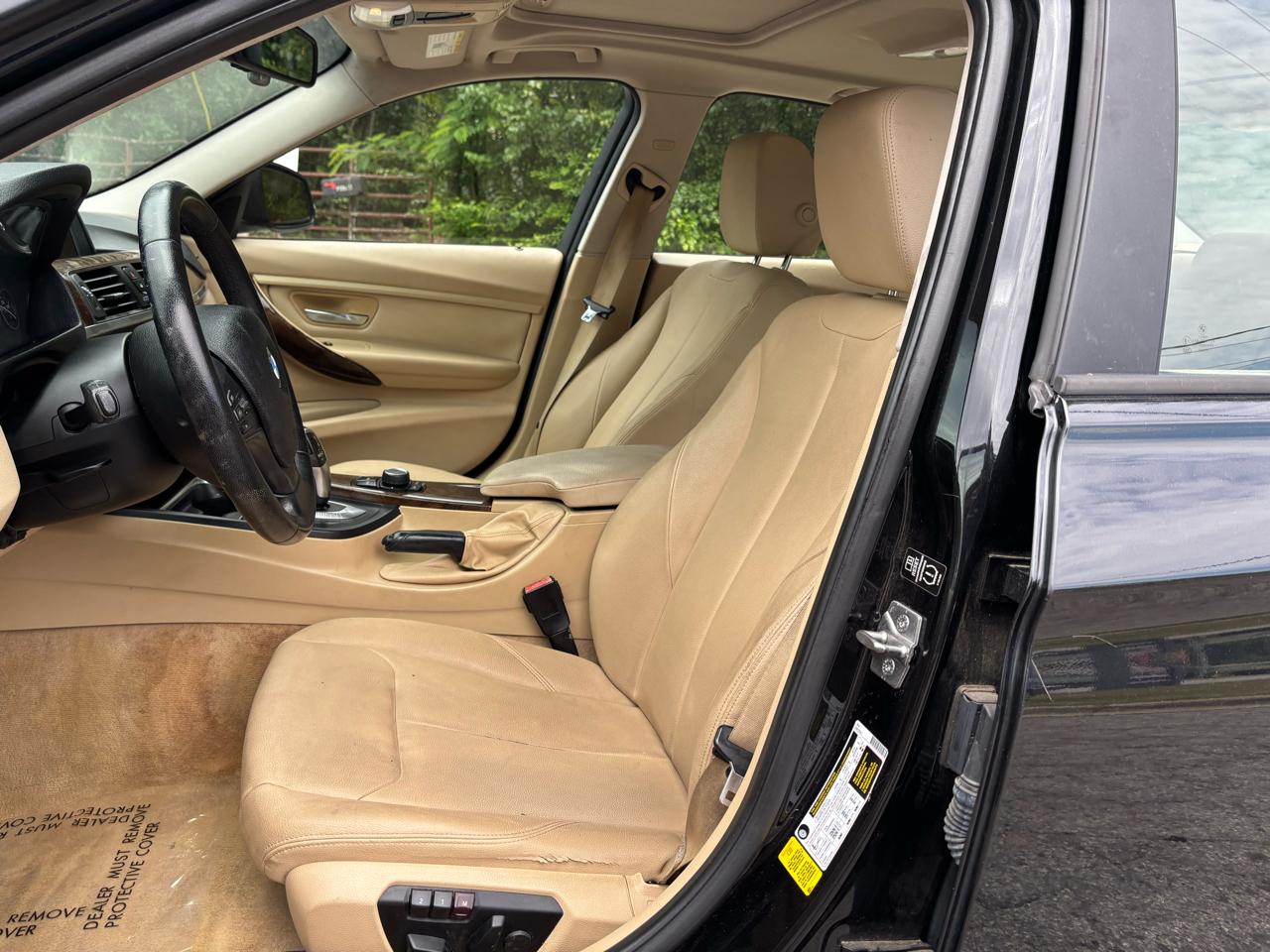 BMW 3-Series 320i Sedan 2014