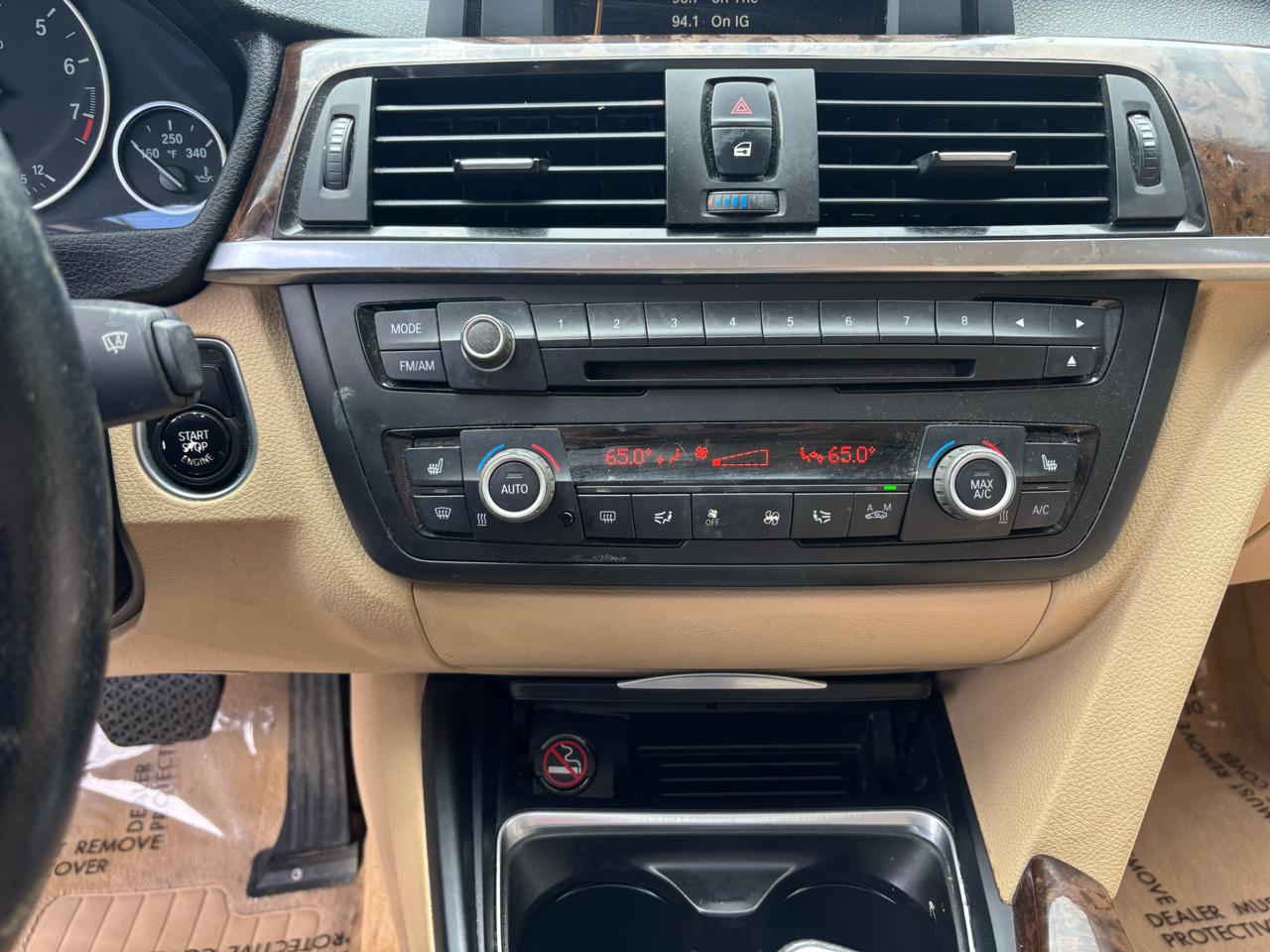 BMW 3-Series 320i Sedan 2014