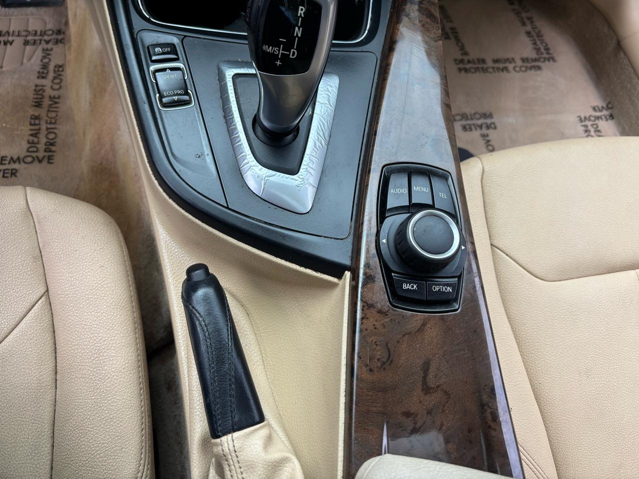 BMW 3-Series 320i Sedan 2014