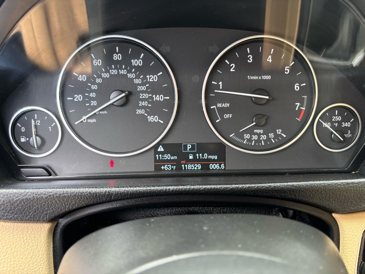 BMW 3-Series 320i Sedan 2014