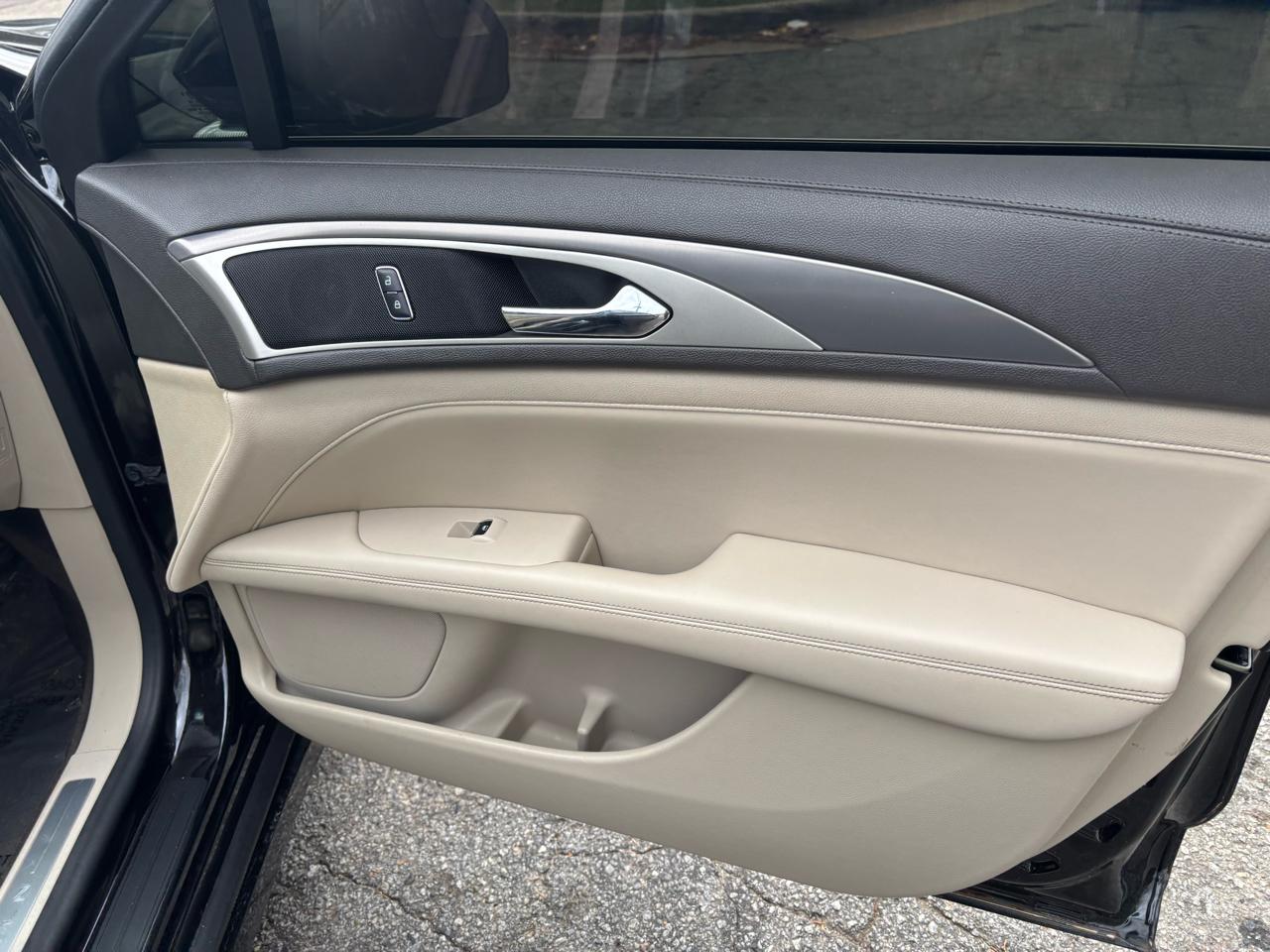 Lincoln MKZ Premier AWD 2017