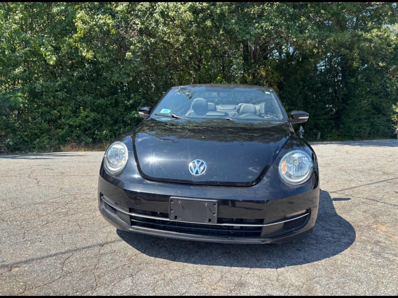 Volkswagen Beetle 2.0T Turbo Convertible 2013