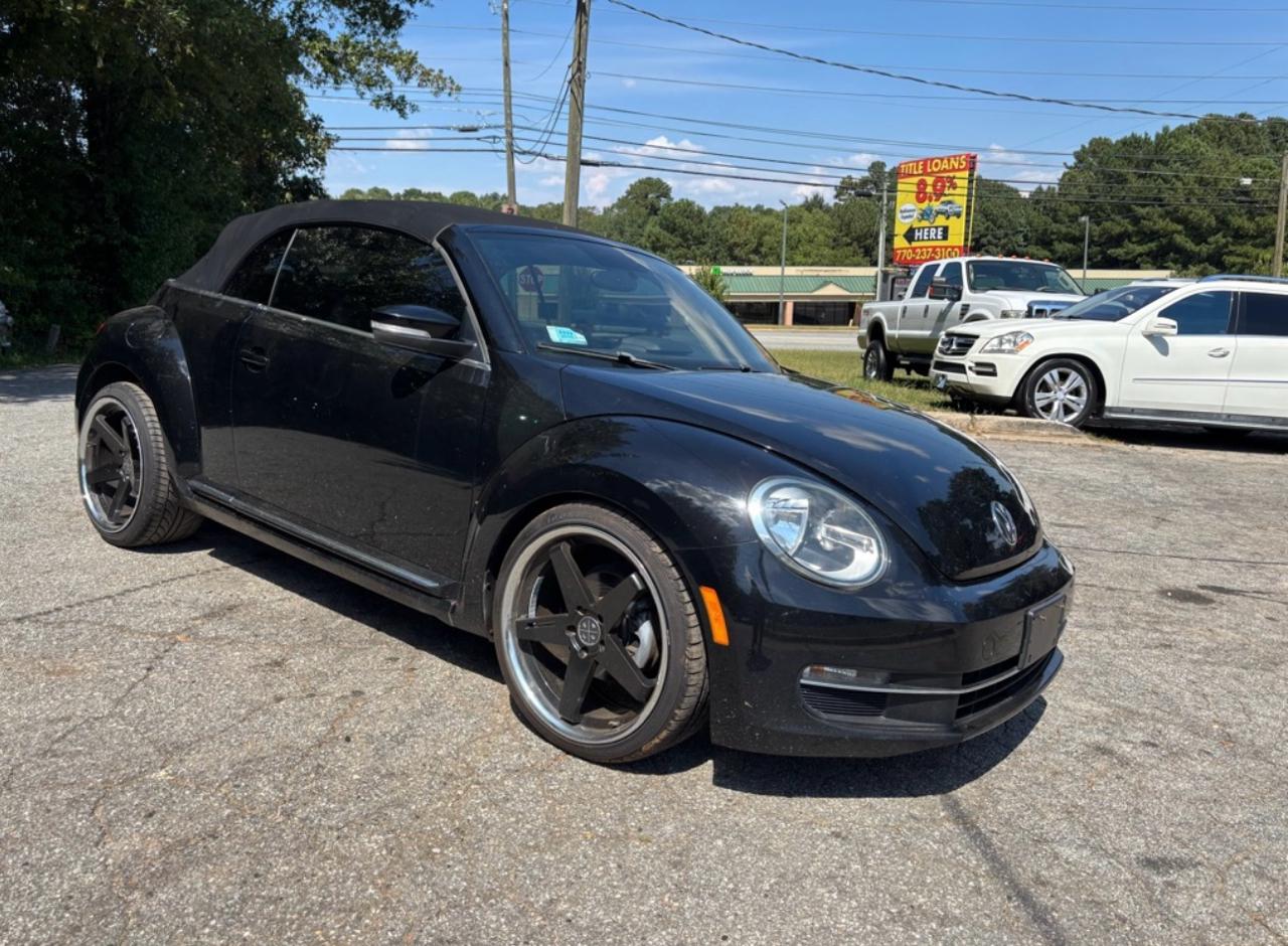 Volkswagen Beetle 2.0T Turbo Convertible 2013