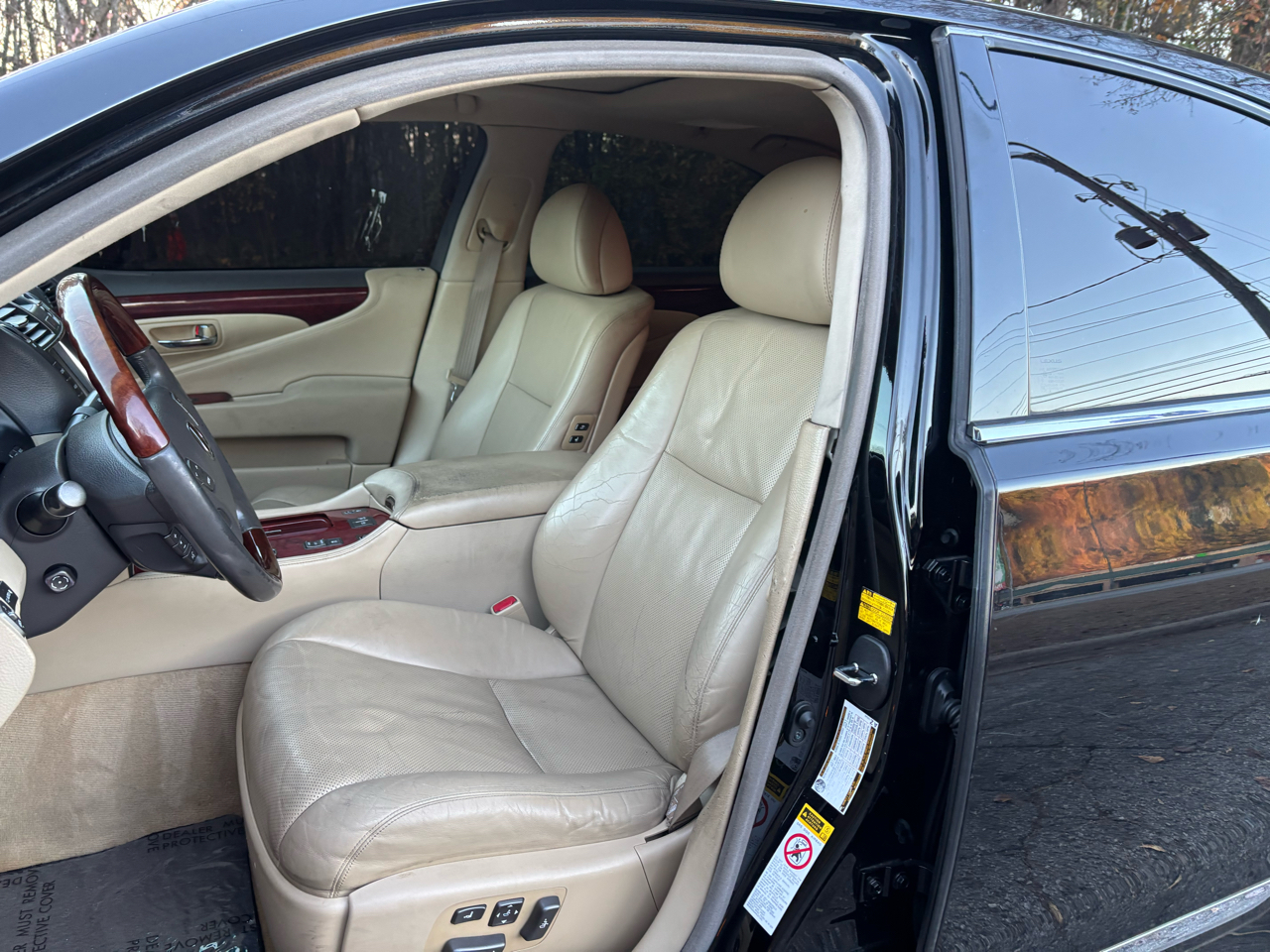 Lexus LS 460 Luxury Sedan 2008